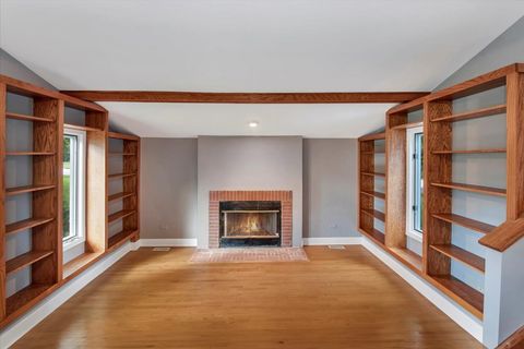 Tiny photo for 28437 W Lindbergh Drive, Barrington, IL 60010 (MLS # 12479125)