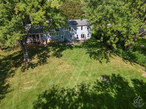 Tiny photo for 28437 W Lindbergh Drive, Barrington, IL 60010 (MLS # 12479125)