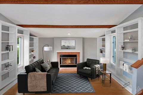 Tiny photo for 28437 W Lindbergh Drive, Barrington, IL 60010 (MLS # 12479125)