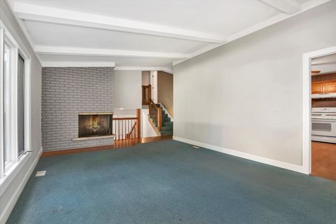 Tiny photo for 28437 W Lindbergh Drive, Barrington, IL 60010 (MLS # 12479125)