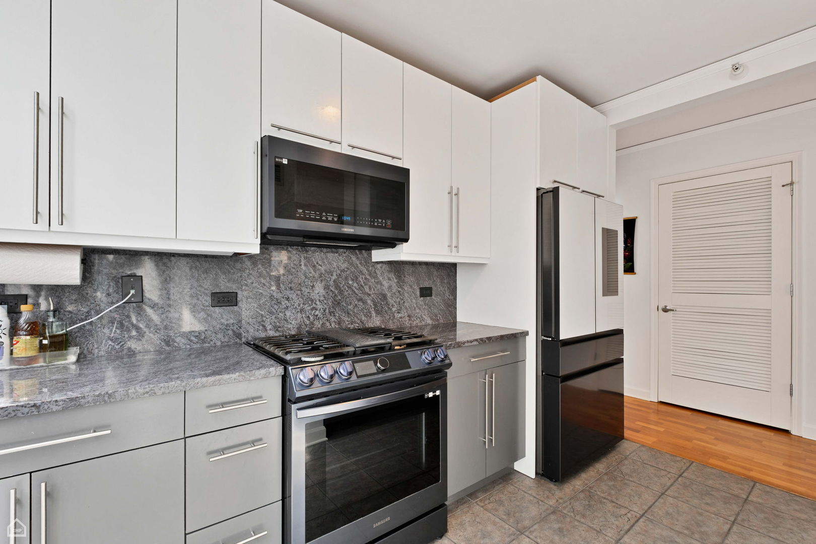 201 N Westshore Drive 2508