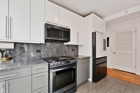 Tiny photo for 201 N Westshore Drive #2508, Chicago, IL 60601 (MLS # 12626882)