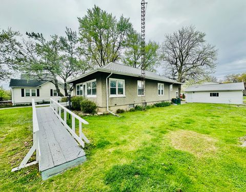 1009 S Bloomington Street Streator IL 61364