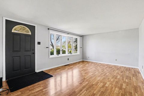 Tiny photo for 16615 W 145th Place, Lockport, IL 60441 (MLS # 12598055)