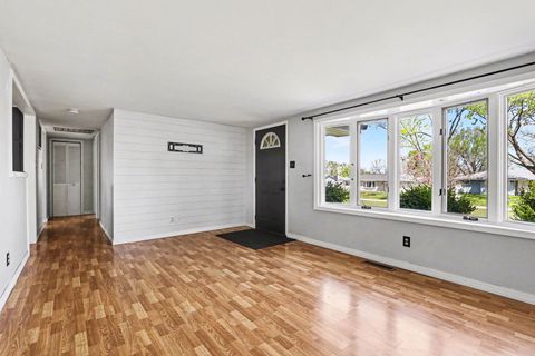Tiny photo for 16615 W 145th Place, Lockport, IL 60441 (MLS # 12598055)