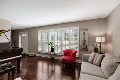 Tiny photo for 1481 Oxford Drive, Buffalo Grove, IL 60089 (MLS # 12746281)