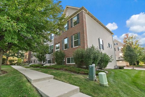 Tiny photo for 413 Town Center Boulevard, Gilberts, IL 60136 (MLS # 12485223)