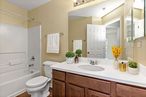 Tiny photo for 413 Town Center Boulevard, Gilberts, IL 60136 (MLS # 12485223)