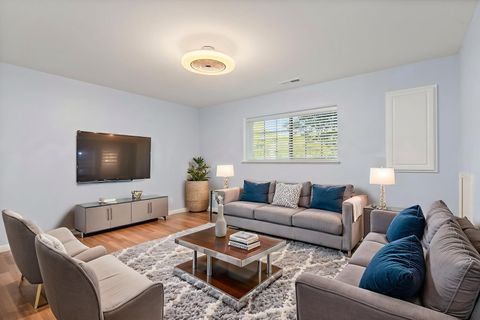 Tiny photo for 413 Town Center Boulevard, Gilberts, IL 60136 (MLS # 12485223)