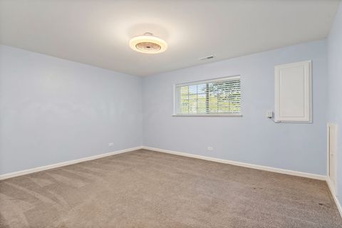 Tiny photo for 413 Town Center Boulevard, Gilberts, IL 60136 (MLS # 12485223)