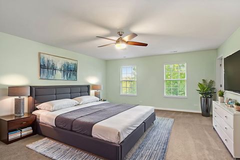 Tiny photo for 413 Town Center Boulevard, Gilberts, IL 60136 (MLS # 12485223)