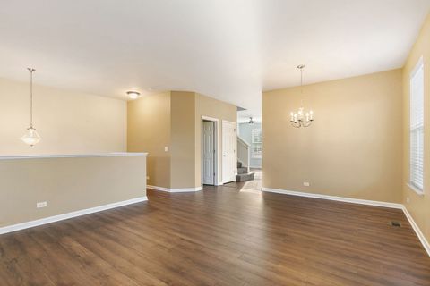 Tiny photo for 413 Town Center Boulevard, Gilberts, IL 60136 (MLS # 12485223)