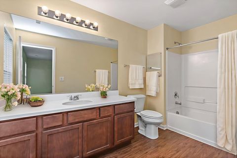 Tiny photo for 413 Town Center Boulevard, Gilberts, IL 60136 (MLS # 12485223)