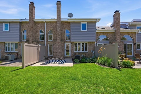 Tiny photo for 11304 Brook Crossing Court, Orland Park, IL 60467 (MLS # 12717922)