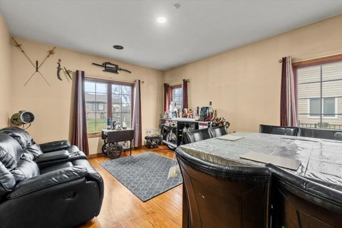 Tiny photo for 342 Diana Court, Bensenville, IL 60106 (MLS # 12525972)