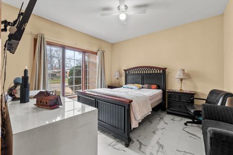 Tiny photo for 342 Diana Court, Bensenville, IL 60106 (MLS # 12525972)