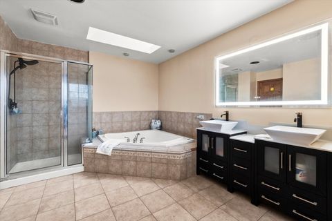 Tiny photo for 342 Diana Court, Bensenville, IL 60106 (MLS # 12525972)