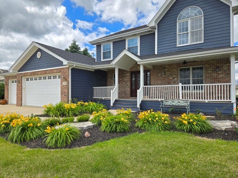 Tiny photo for 1123 Meadow Path, Manteno, IL 60950 (MLS # 12649220)