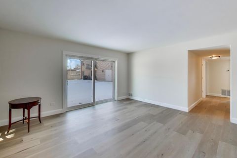 Tiny photo for 3345 Kirchoff Road #5C, Rolling Meadows, IL 60008 (MLS # 12556869)