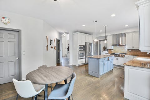 Tiny photo for 88 Open Parkway S, Hawthorn Woods, IL 60047 (MLS # 12744378)