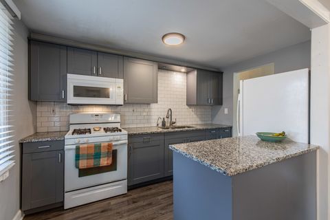 Tiny photo for 47 Lake Thunderbird Drive, Putnam, IL 61560 (MLS # 12547241)