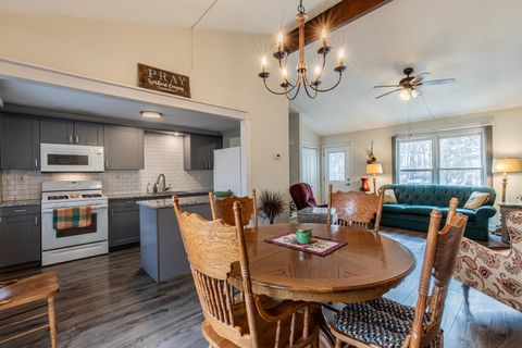 Tiny photo for 47 Lake Thunderbird Drive, Putnam, IL 61560 (MLS # 12547241)