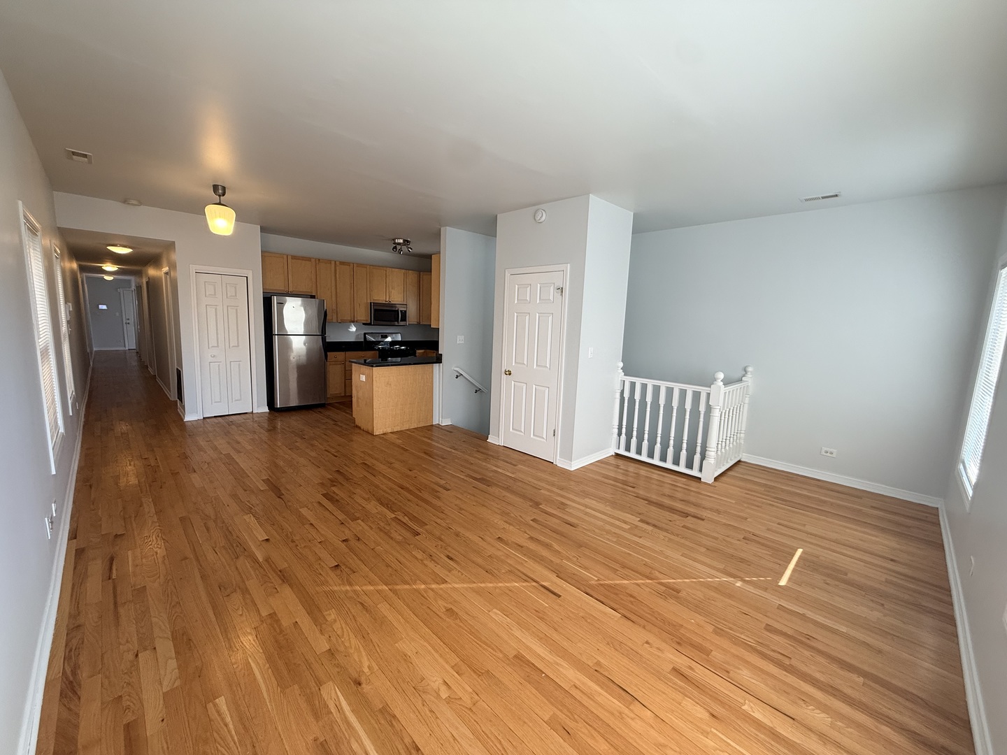 6823 S DORCHESTER Avenue 3