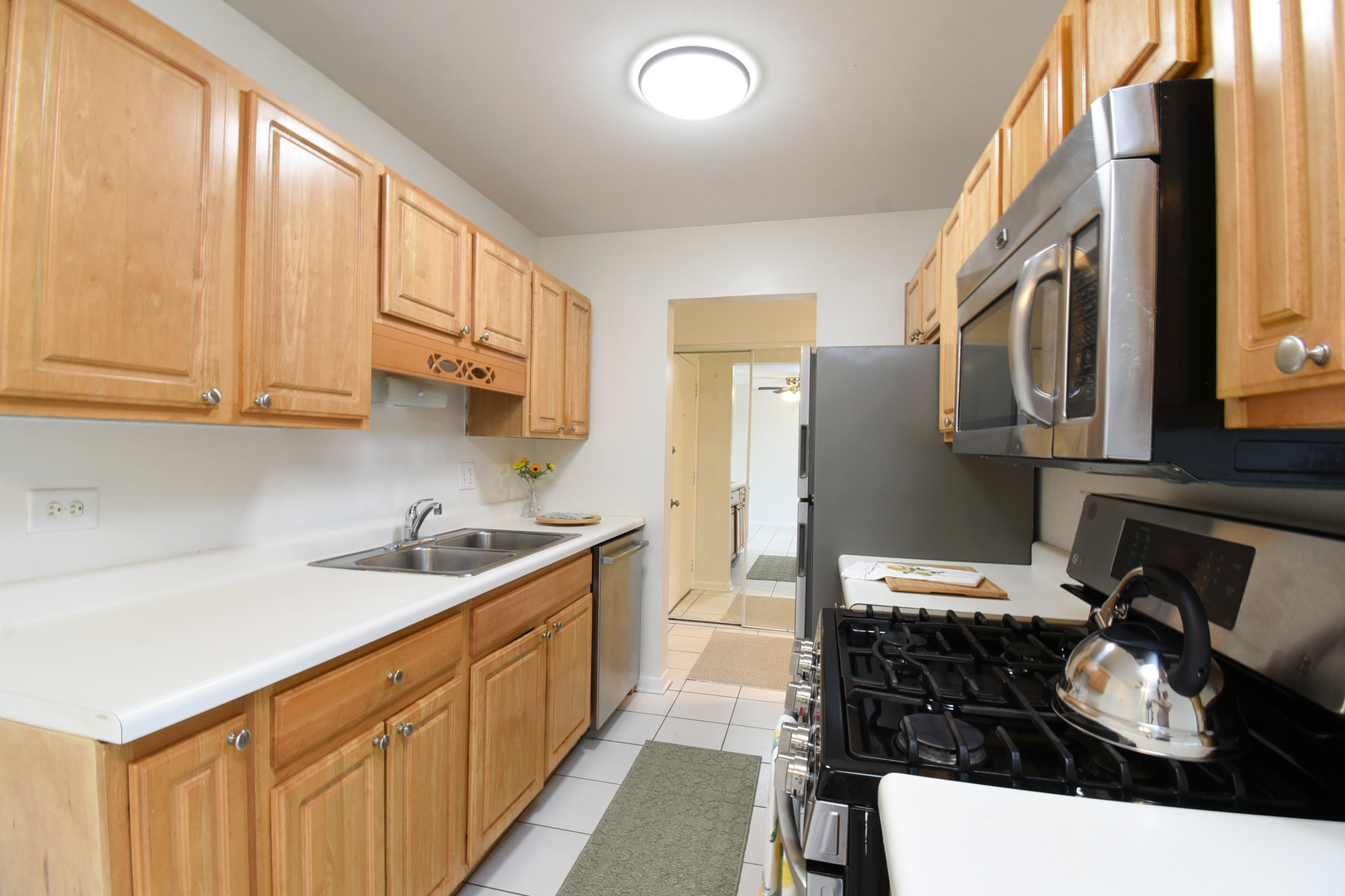 655 Deepwoods Drive 3F