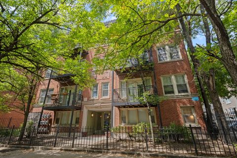 4422 N ASHLAND Avenue G Chicago IL 60640