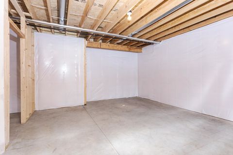 Tiny photo for 5303 Finlen Lane, Bloomington, IL 61705 (MLS # 12557250)