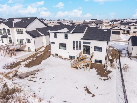 Tiny photo for 5303 Finlen Lane, Bloomington, IL 61705 (MLS # 12557250)