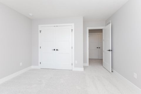 Tiny photo for 5303 Finlen Lane, Bloomington, IL 61705 (MLS # 12557250)