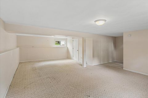Tiny photo for 1631 Park Street, McHenry, IL 60050 (MLS # 12621330)