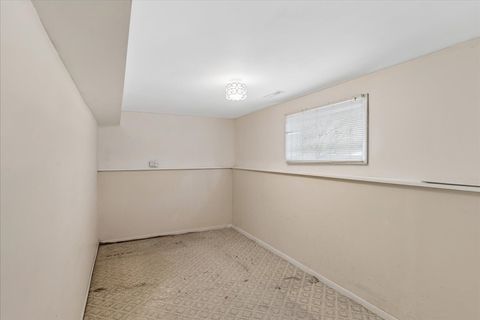 Tiny photo for 1631 Park Street, McHenry, IL 60050 (MLS # 12621330)