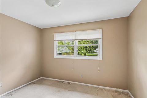 Tiny photo for 1631 Park Street, McHenry, IL 60050 (MLS # 12621330)