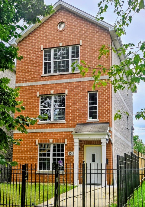 Tiny photo for 304 N Parkside Avenue, Chicago, IL 60644 (MLS # 12768347)