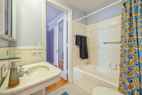 Tiny photo for 5555 N Sheridan Road #1506, Chicago, IL 60640 (MLS # 12441581)