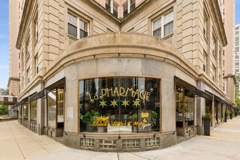 Tiny photo for 5555 N Sheridan Road #1506, Chicago, IL 60640 (MLS # 12441581)