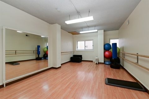 Tiny photo for 5555 N Sheridan Road #1506, Chicago, IL 60640 (MLS # 12441581)