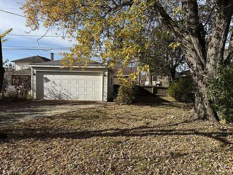 Tiny photo for 5320 S Oak Park Avenue, Chicago, IL 60638 (MLS # 12518154)