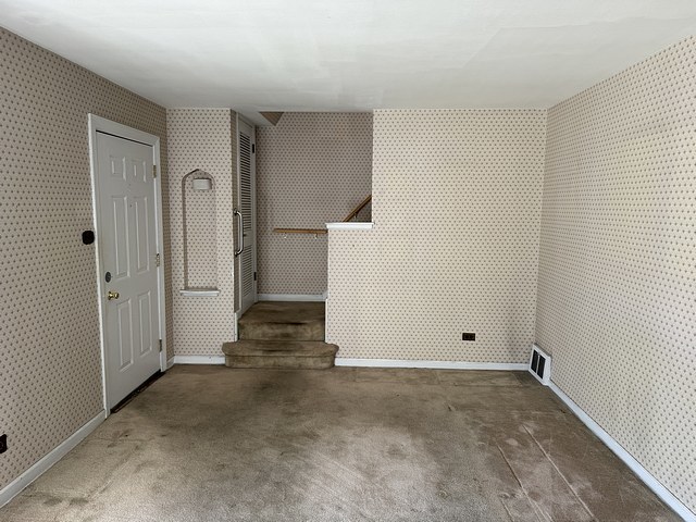 5320 S Oak Park Avenue