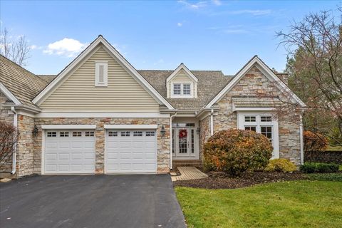 195 S Bradford Court Lake Forest IL 60045