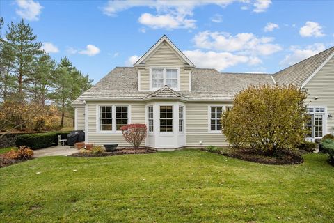 Tiny photo for 195 S Bradford Court, Lake Forest, IL 60045 (MLS # 12520898)