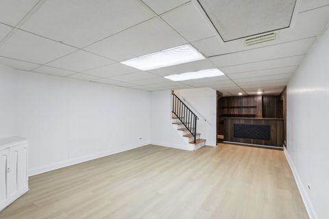 Tiny photo for 105 W Dover Drive, Mount Prospect, IL 60056 (MLS # 12640439)