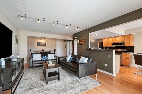Tiny photo for 828 Graceland Avenue #404, Des Plaines, IL 60016 (MLS # 12718644)