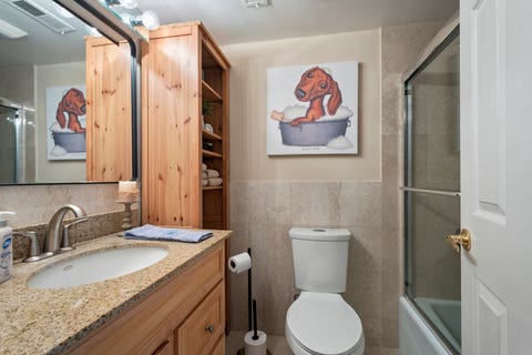 Tiny photo for 828 Graceland Avenue #404, Des Plaines, IL 60016 (MLS # 12718644)