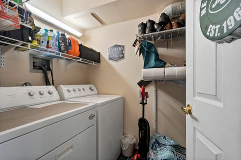 Tiny photo for 828 Graceland Avenue #404, Des Plaines, IL 60016 (MLS # 12718644)