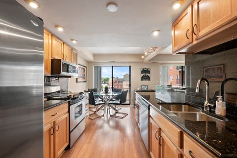 Tiny photo for 828 Graceland Avenue #404, Des Plaines, IL 60016 (MLS # 12718644)
