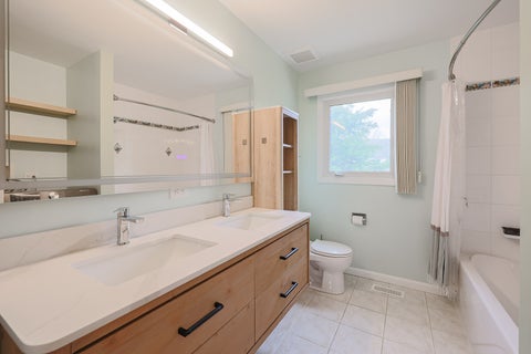 Tiny photo for 470 Bradley Road, Buffalo Grove, IL 60089 (MLS # 12786672)