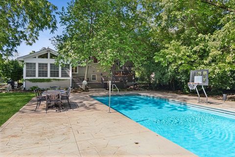 Photo of 1336 Foxglove Drive, Batavia, IL 60510 (MLS # 12674604)